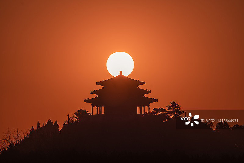 日出万春亭图片素材