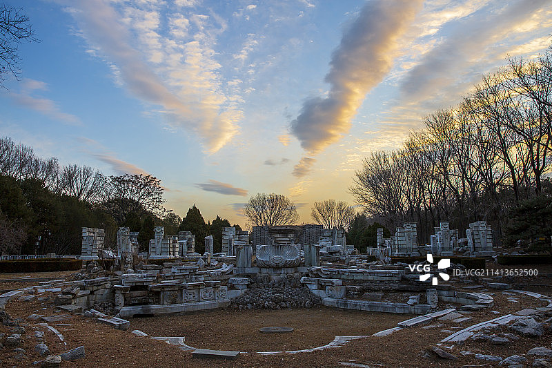 北京海晏堂遗址朝霞图片素材