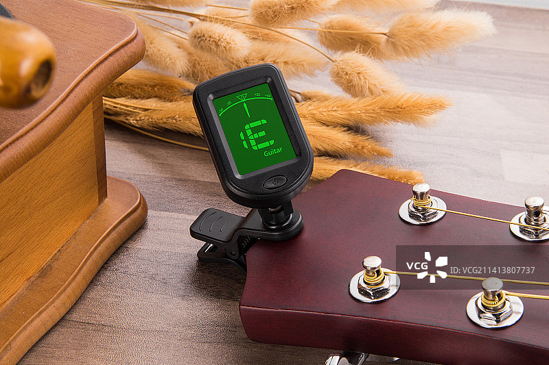吉他配件电子调音器图片素材