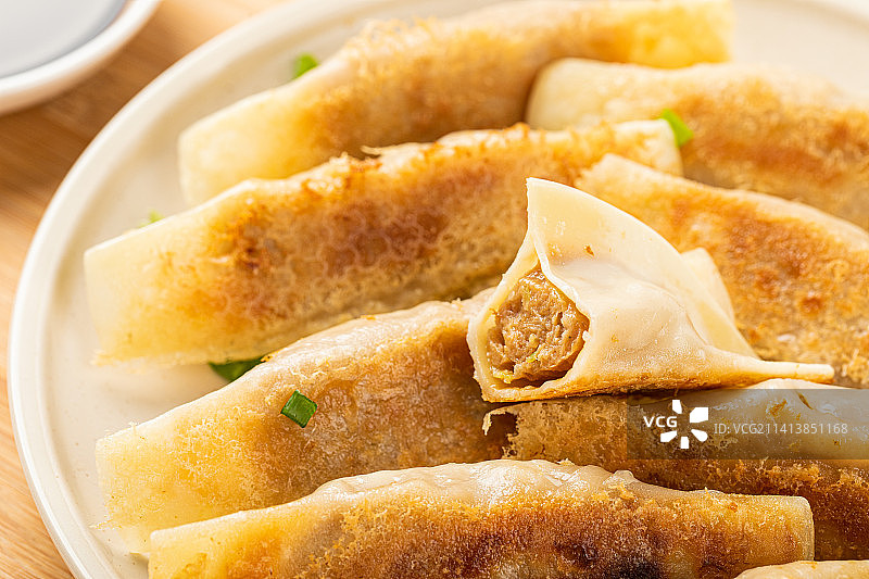 传统美食锅贴图片素材