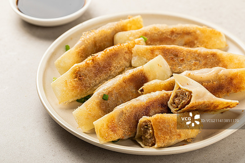 传统美食锅贴图片素材