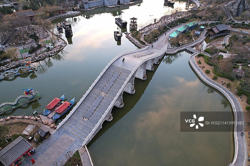 冬日里的清园九龙桥图片素材