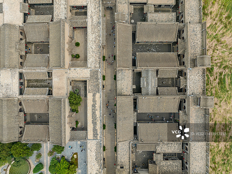 中国山西晋中乔家大院在中堂民居建筑群航拍图片素材