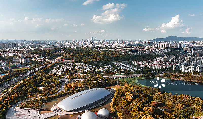 秋天的南京科技馆与花神湖图片素材