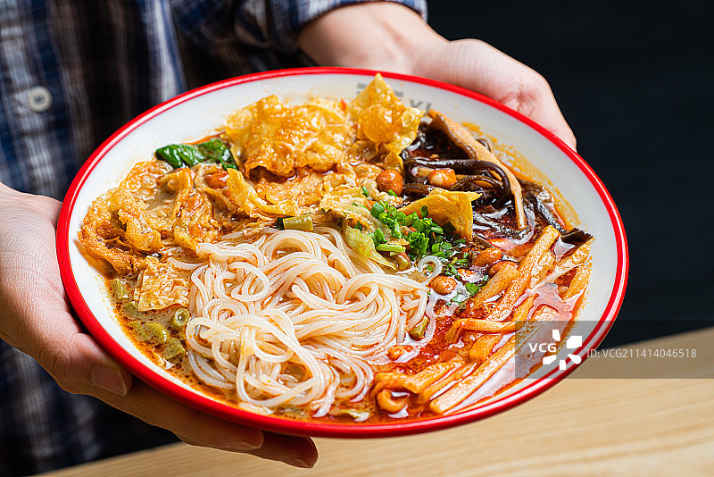 美食螺蛳粉图片素材
