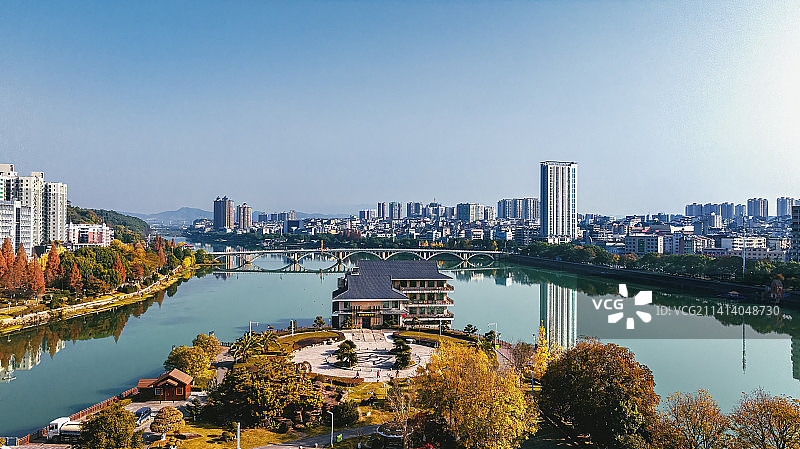 航拍湖北省宜昌市夷陵区小溪塔河心公园图片素材