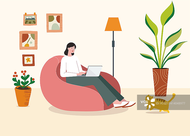 居家办公矢量插画 坐沙发上用笔记本工作的女孩 悠闲的猫图片素材