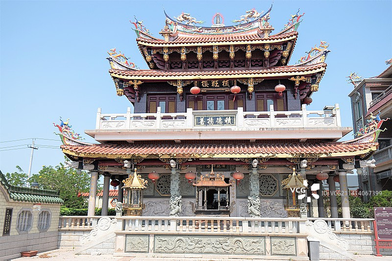 位于惠女湾北段的泉州惠安净峰潮显妈祖宫图片素材