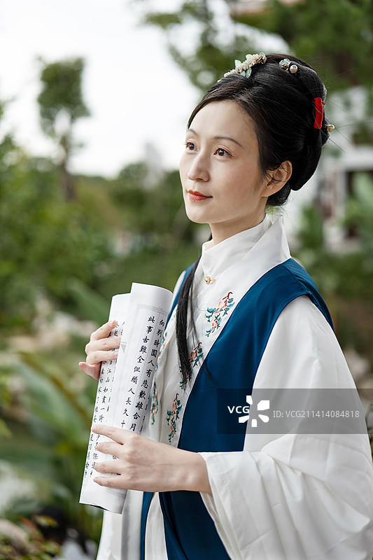 世界读书日 诗歌 古装 汉服 读诗 泉州 文化图片素材