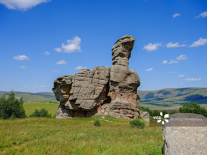 中国内蒙古赤峰阿斯哈图石林草原鲲鹏图片素材