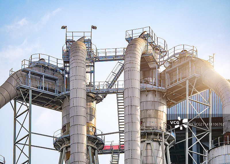 特大型工业企业单位输气管道发电厂火电热电水蒸气输气输油管网排放燃气锅炉冷却塔烟道废气粉尘循环再生系统图片素材