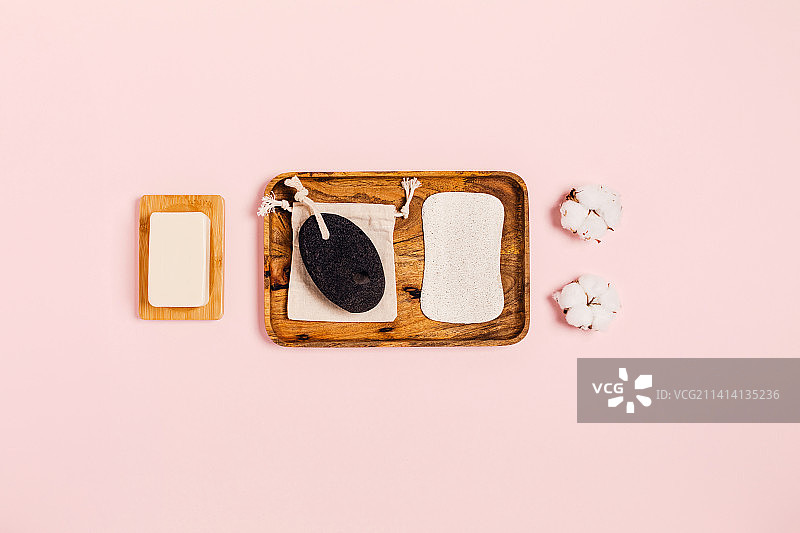 粉色背景上的零浪费配件，美国图片素材