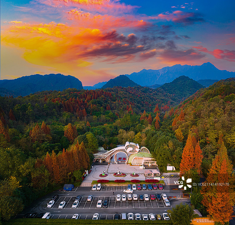 都江堰市熊猫谷图片素材