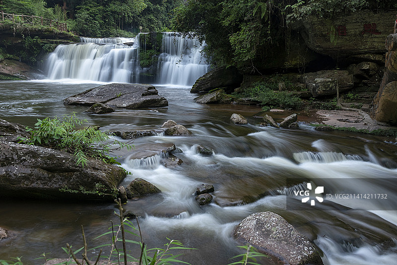 四面山的溪流图片素材