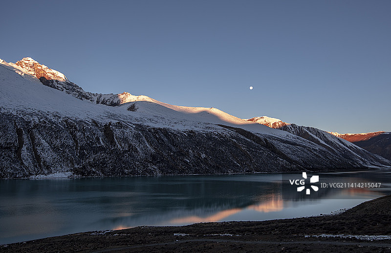 萨普神山日出图片素材