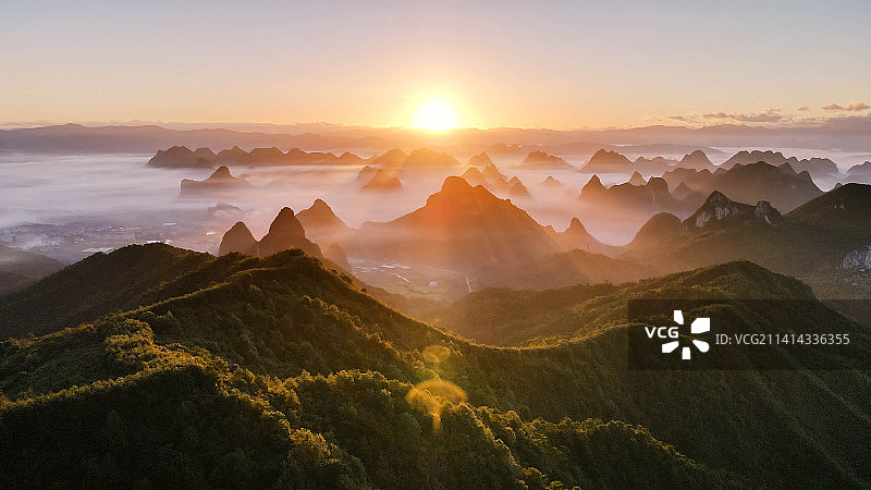 桂林尧山风光图片素材