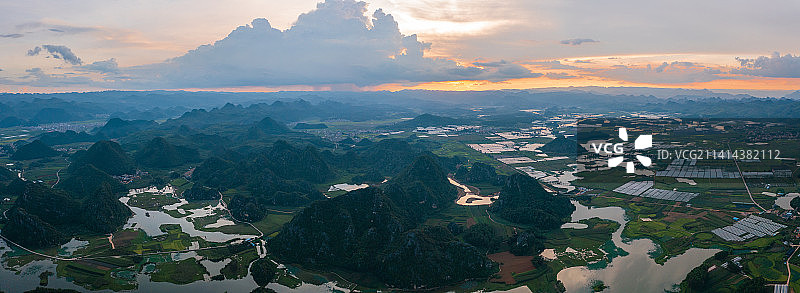 普者黑日落图片素材