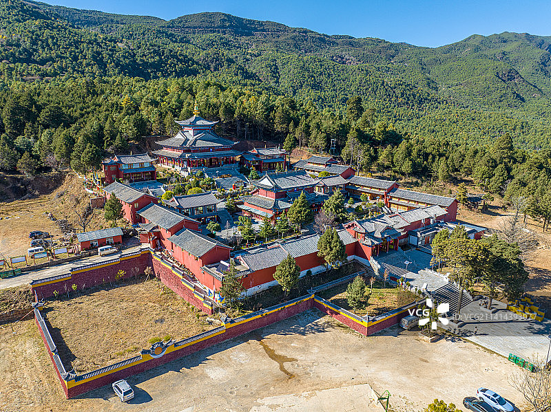 云南丽江市白沙乡 福国寺 解脱林 木氏土司 大乘佛教 汉传佛教禅寺 纳西族 五凤楼 法云阁图片素材
