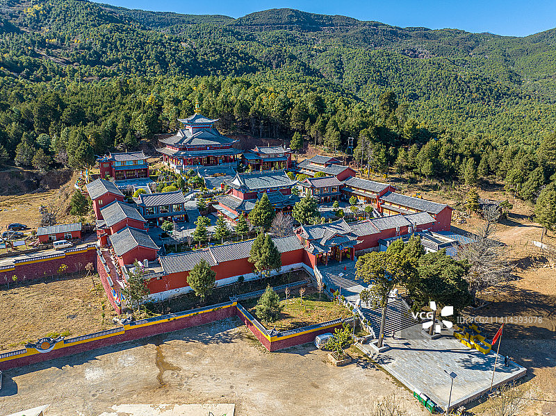 云南丽江市白沙乡 福国寺 解脱林 木氏土司 大乘佛教 汉传佛教禅寺 纳西族 五凤楼 法云阁图片素材