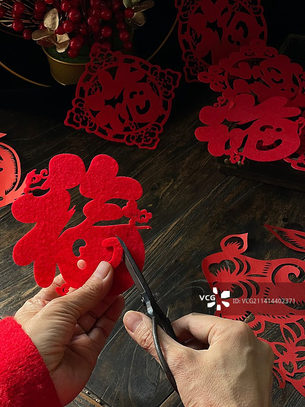 不规则手工制作剪纸图片素材