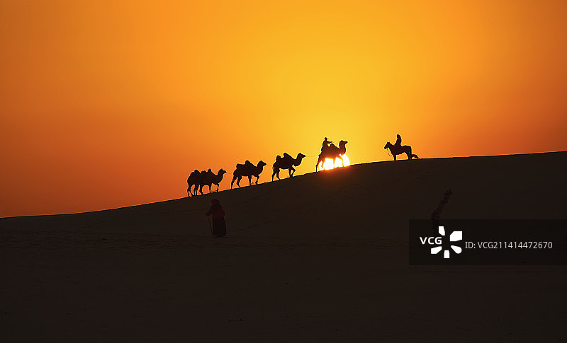 宝古图沙漠日出图片素材