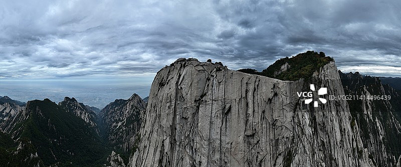 陕西渭南市华山西峰航拍图片素材