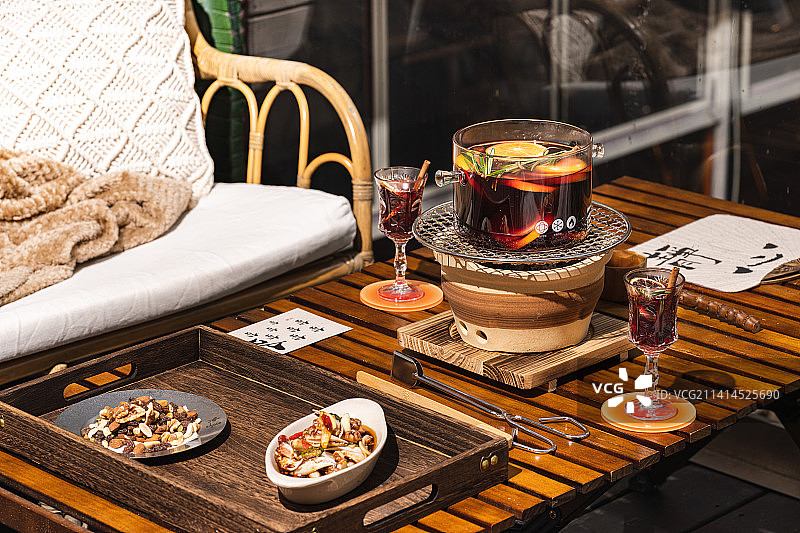 爆火下午茶 围炉煮红酒 炭火煮红酒 网红下午茶图片素材