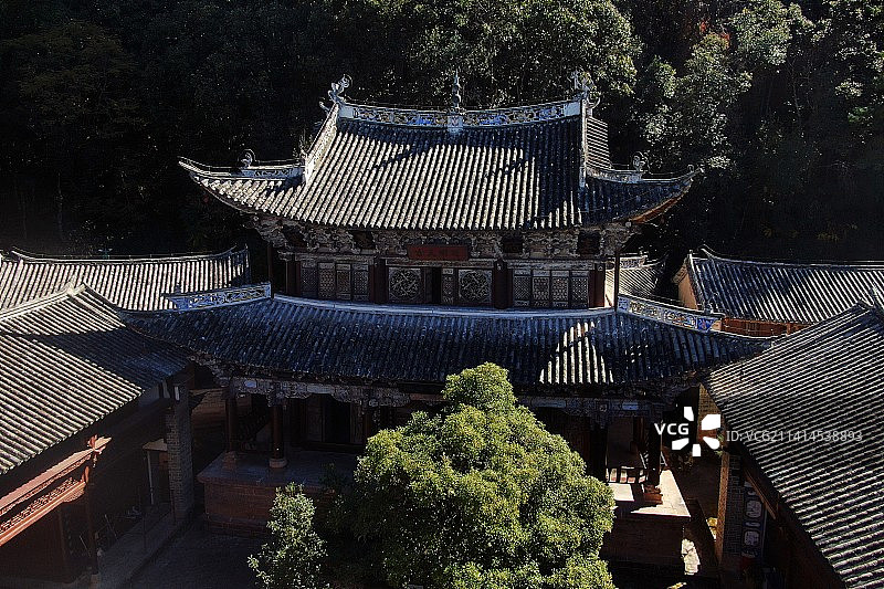 云南大理巍宝山长春洞图片素材