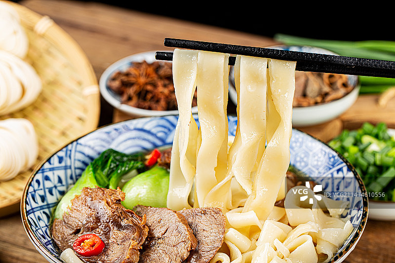 红烧牛肉面图片素材