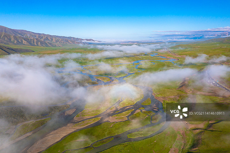 独库公路风光/航拍巴音布鲁克图片素材