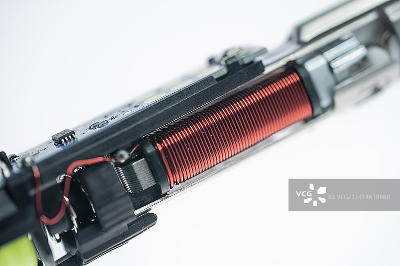 电动牙刷 拆机 内部电路图片素材