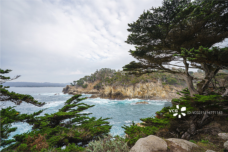 美国加利福尼亚州洛博斯角州立自然保护区：岩石海滩与太平洋海岸图片素材