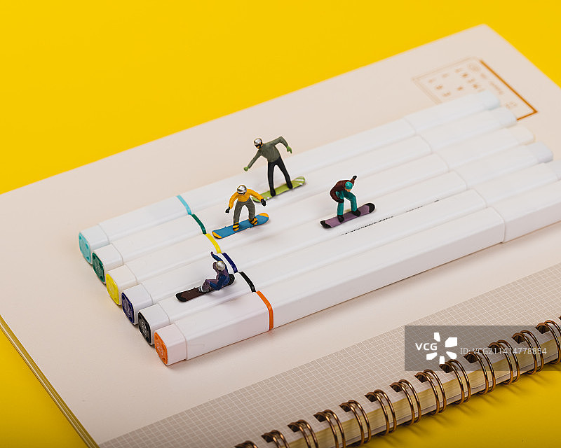 小人国里的冬奥会图片素材