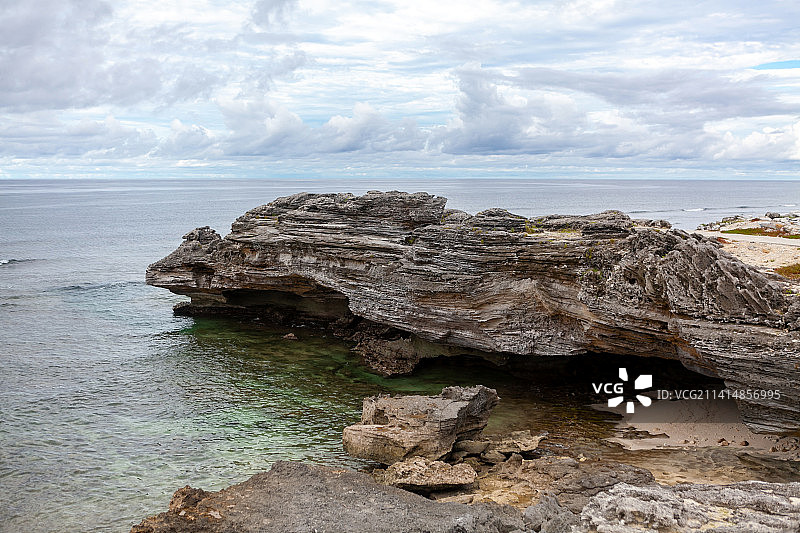 海南三沙市西沙石岛老龙头海岸风光图片素材