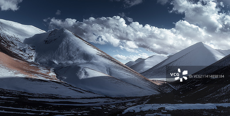 西藏拉萨那根拉山风光图片素材