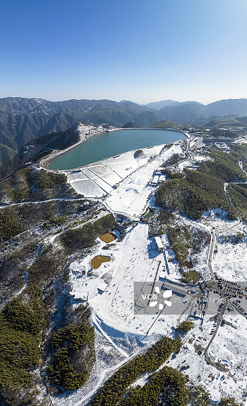 航拍浙江湖州安吉江南天池及滑雪场图片素材