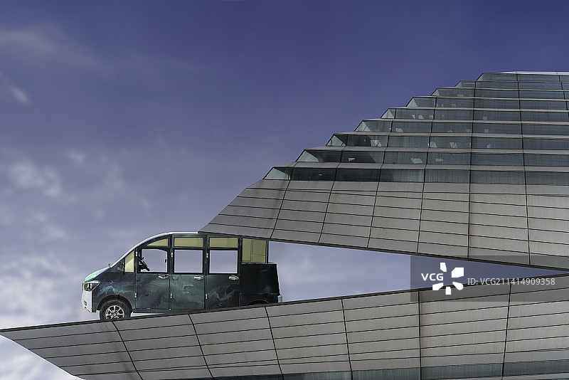 建筑，立体车库，车库入口图片素材