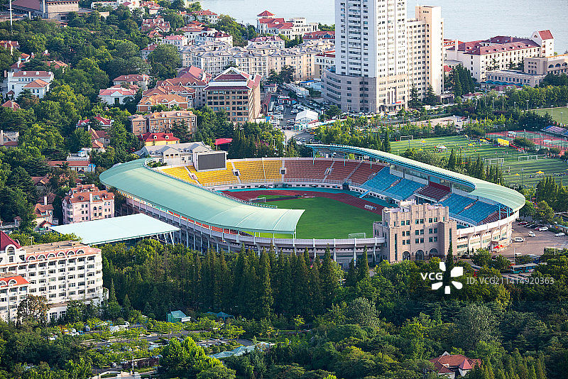城市中的体育场图片素材