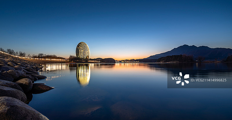 北京怀柔日出东方酒店夜景图片素材