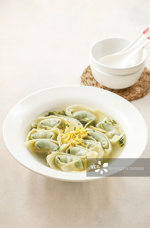 荠菜大馄饨图片素材