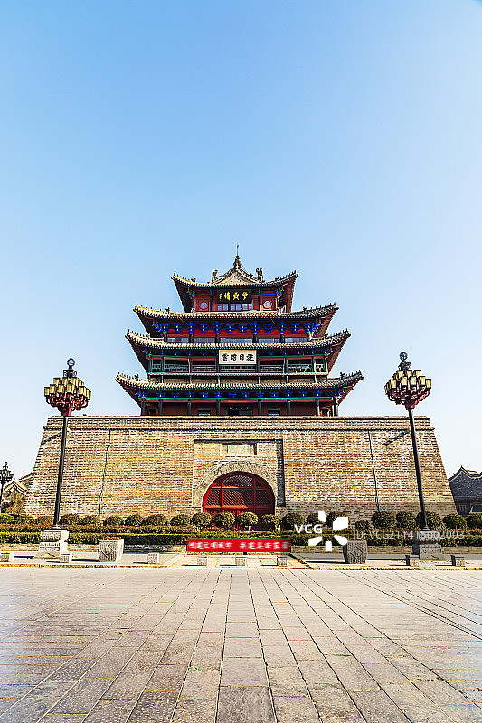 冬日正午时光下的光岳楼22.12图片素材