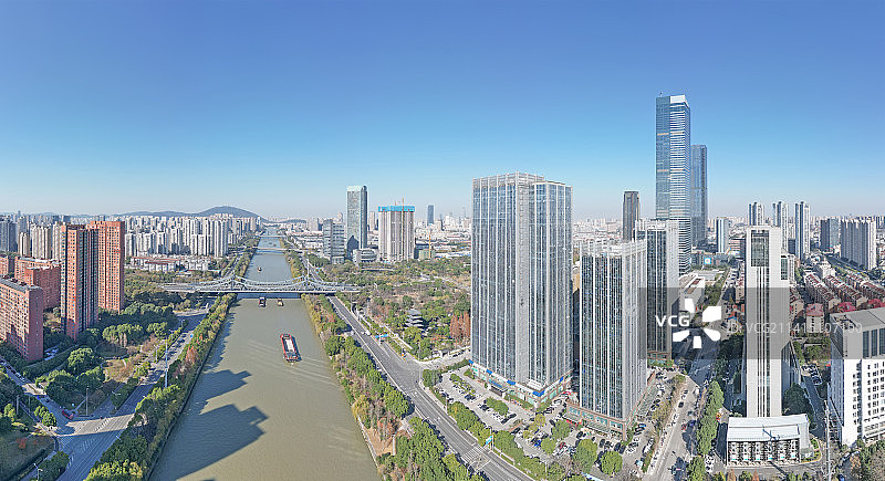京杭大运河无锡市城市风光图片素材