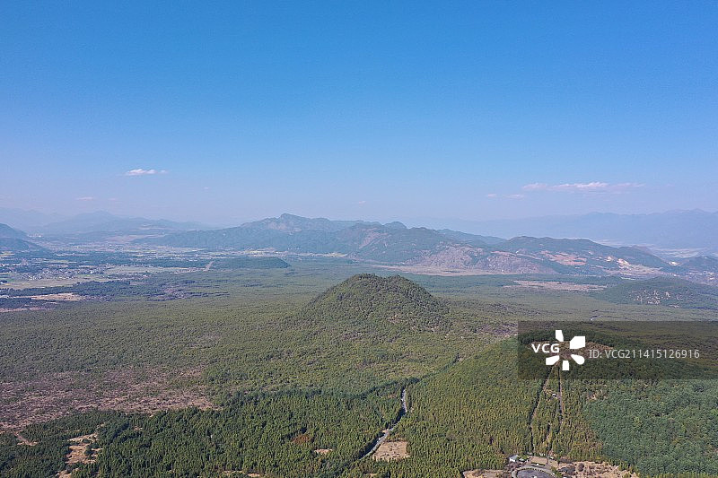 腾冲火山口图片素材