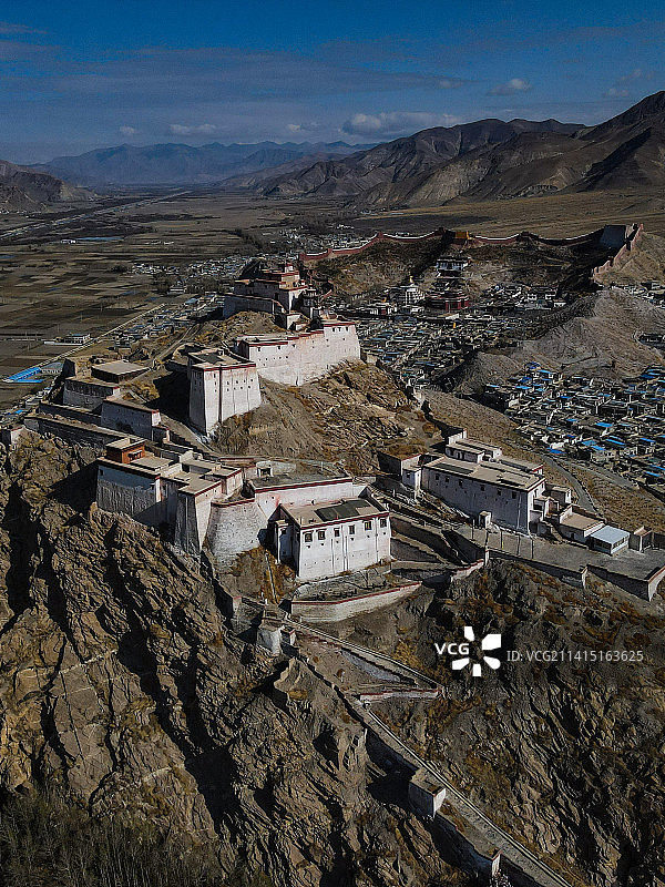 航拍江孜古堡图片素材