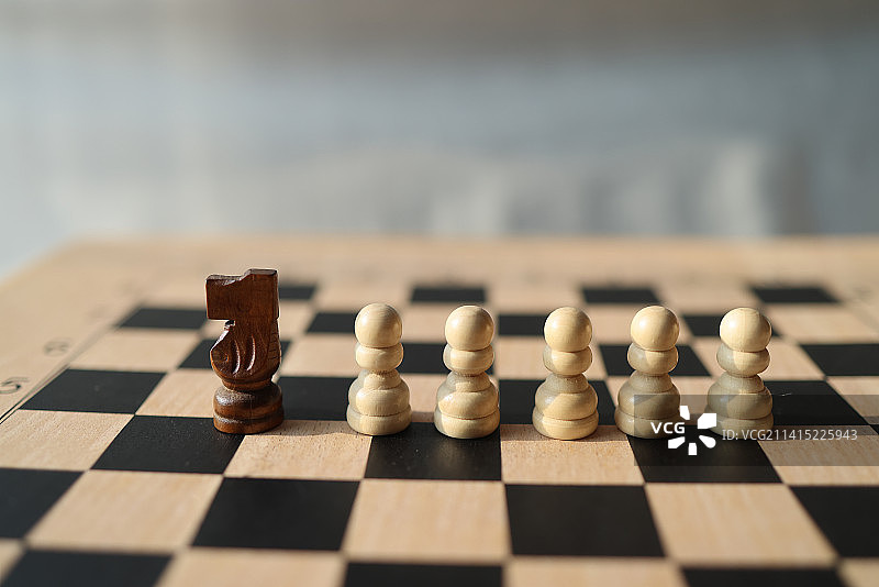 国际象棋展示的领导力和团结的概念图片素材