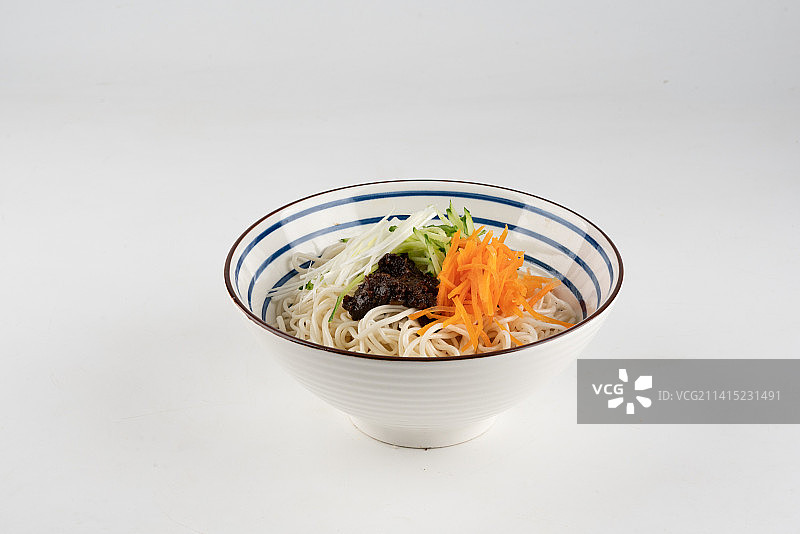 餐饮美食炸酱面图片素材