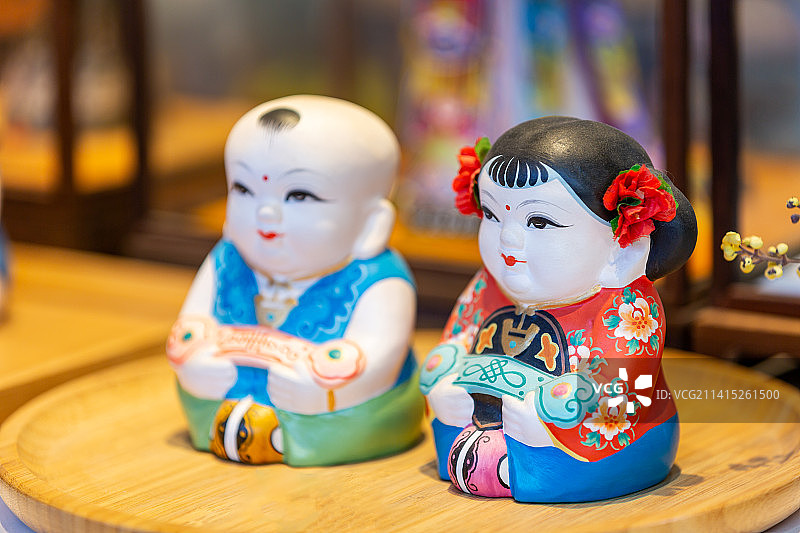 江苏省无锡市惠山古镇工艺品惠山泥人静物图片素材