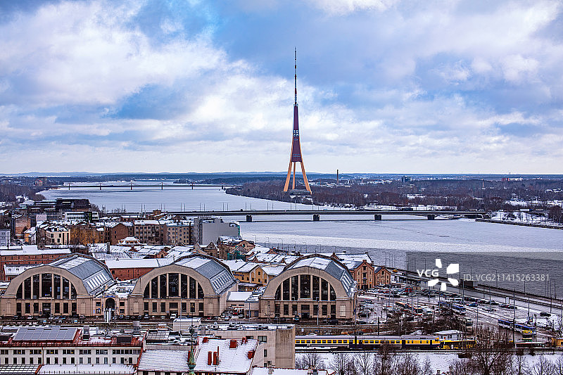 拉脱维亚首都里加的里加广播电视塔图片素材