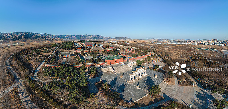 辽宁省锦州市北镇市北镇庙冬日风光（航拍）图片素材