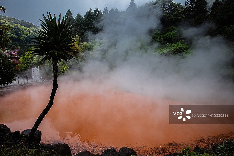 日本国家指定名胜 血の池地獄温泉图片素材